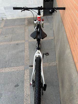 Bicicleta MTB Blanca merida bignine 900 talla M