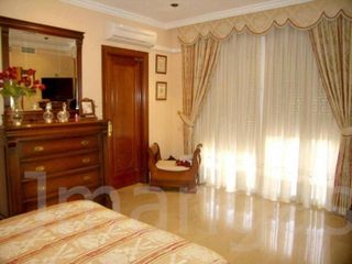 Chalet en venta en Lucena