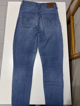 Pantalón vaquero Levi's azul talla M