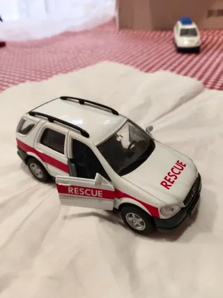 3 Maquetas Coches Policía y Rescate