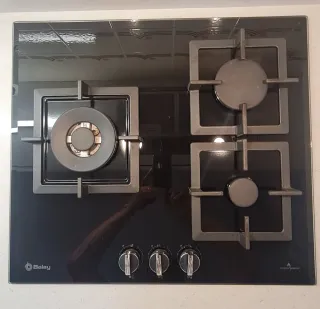Cocina de gas Balay 3 fuegos