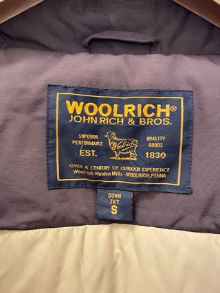 Piumino donna Woolrich marrone