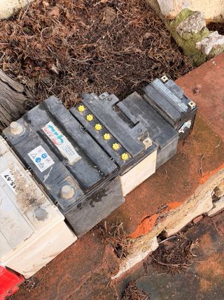 12 Baterías de Plomo