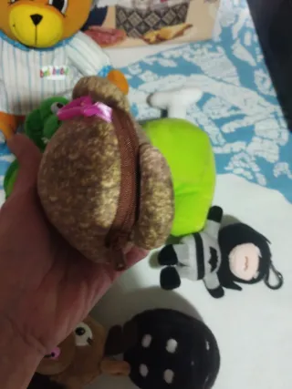 Peluche Orso e altri pupazzi