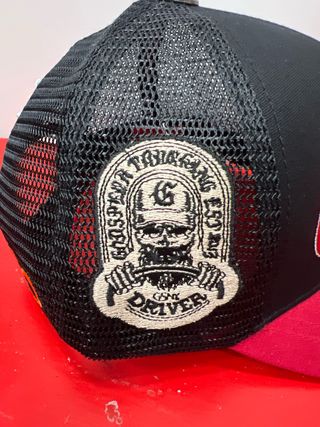 Gorra Trucker Godspeed 4Ever Negra y Roja