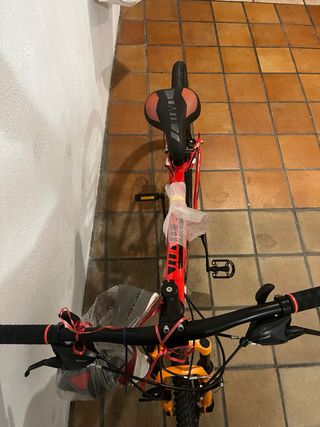 Bicicleta Stucchi Roja + Casco Nuevo