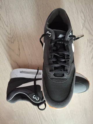 Zapato Golf Nike Air Max Talla USA 9 (EUR 41-42)