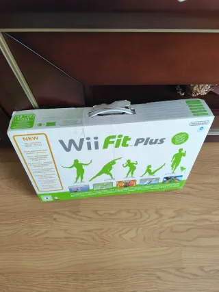 Consola Wii + 4 Juegos + Wii Fit Plus