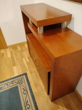 Mobile in legno e metallo