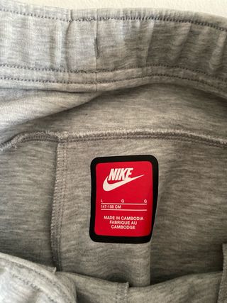 Pantalón chándal niño Nike Tech Gris Talla M