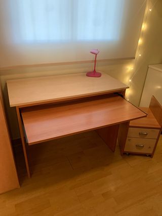 Guardaroba e Scrivania per Bambini