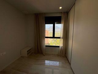 Piso en alquiler en Playa de Poniente en Benidorm