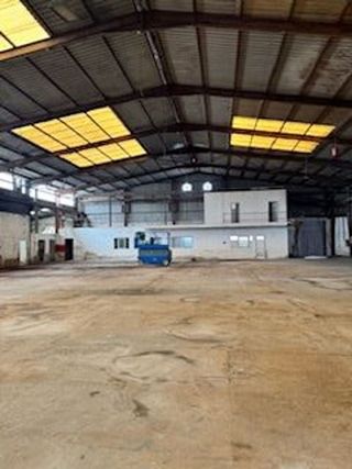 Nave industrial en alquiler en Beniparrell