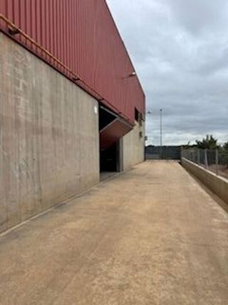 Nave industrial en alquiler en Beniparrell