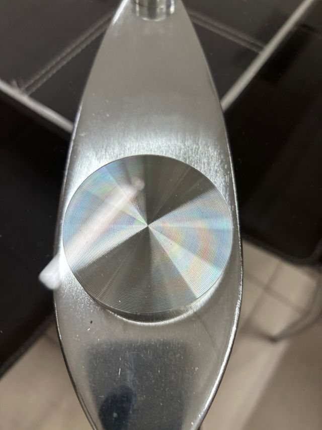 Mesa de cristal y 6 sillas mas colores