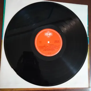 LP 1982 ELECTRO Nova Terranova vinilo como nuevo