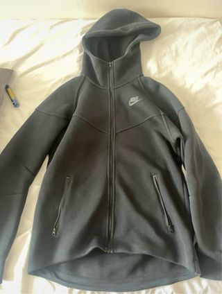 Chaqueta Nike Tech Negra