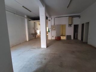 Local comercial en venta en Plaça Catalunya en Prat de Llobregat, El