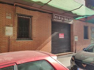 Local comercial en venta en Plaça Catalunya en Prat de Llobregat, El