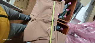 Pantaloni donna rosa