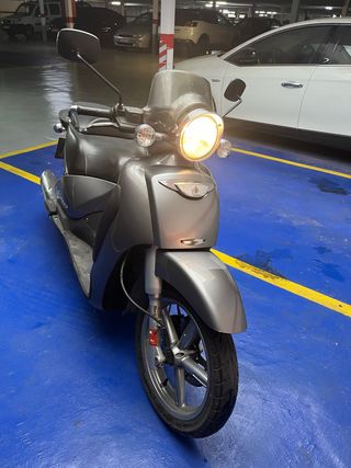 Aprilia Scarabeo 250cc Scooter 2004
