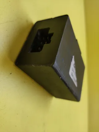 RELE ELEVALUNAS IZQUIERDO NISSAN PRIMERA