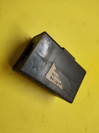 RELE ELEVALUNAS IZQUIERDO NISSAN PRIMERA