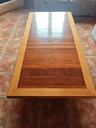 Mesa de centro de madera