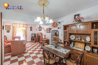 Chalet en venta en Illora