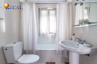 Chalet en venta en Illora