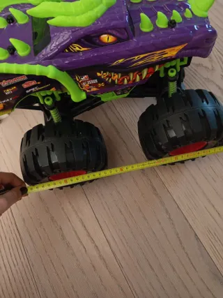 Dragon Monster Truck Nuovo