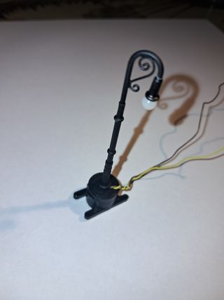 Farola Viessmann escala N Mod 6422 para Ibertren