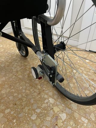 Silla de ruedas para interior y  exterior.