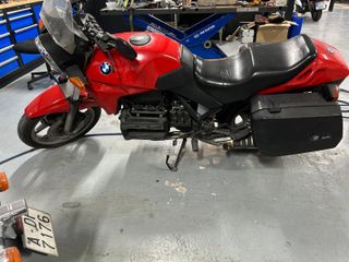 BMW K 75 Roja