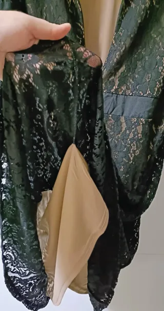 Vestido negro encaje beige