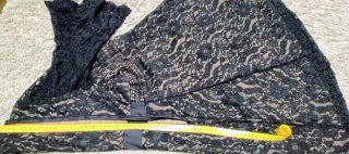 Vestido negro encaje beige