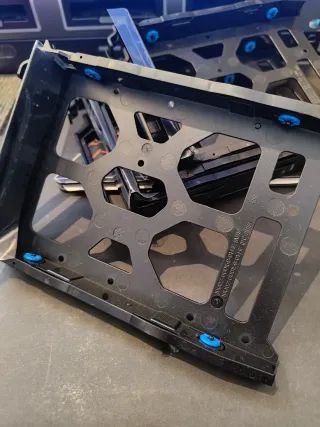 Carcasas para discos duros QNAP