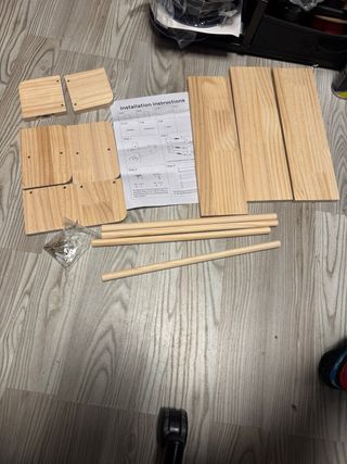 Estanterías pequeñas de madera