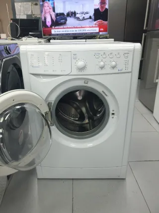 Lavadora y secadora Indesit 6kg + 5kg
