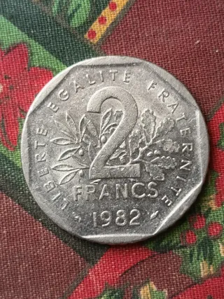 Lote de 13 Monedas Internacionales