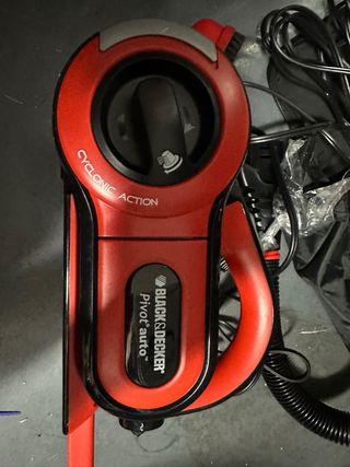 Aspirador Black+Decker Pivot