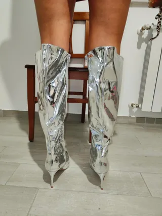 Stivali cromati tacco alto