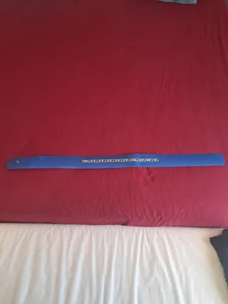 Cintura donna blu con catena dorata