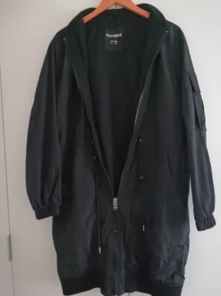 Pull&Bear Impermeable Largo Negro
