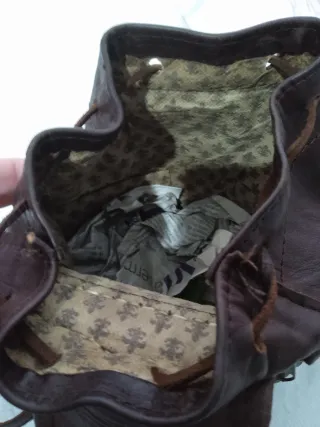 Mochila de cuero burdeos