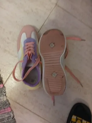 Zapatillas deportivas rosas y moradas talla 38