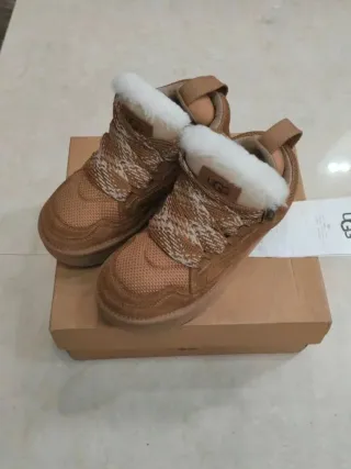 Botas UGG Marrones Talla 40 Nuevas