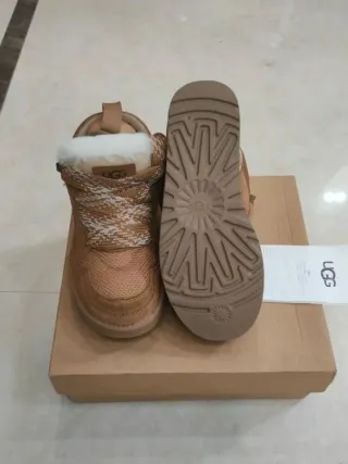 Botas UGG Marrones Talla 40 Nuevas