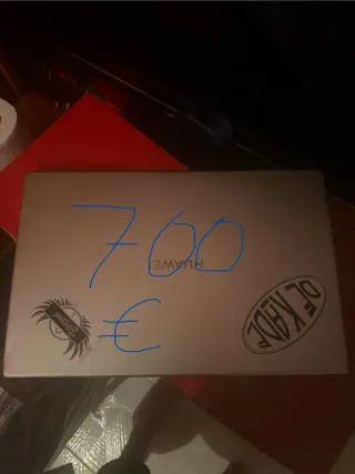 Ordenador portátil plata