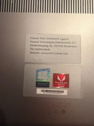 Ordenador portátil plata